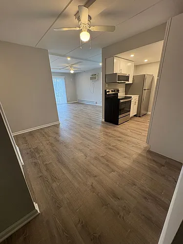 Floor plan 102