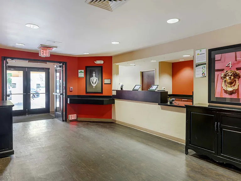 Lobby and Guest Check-in
