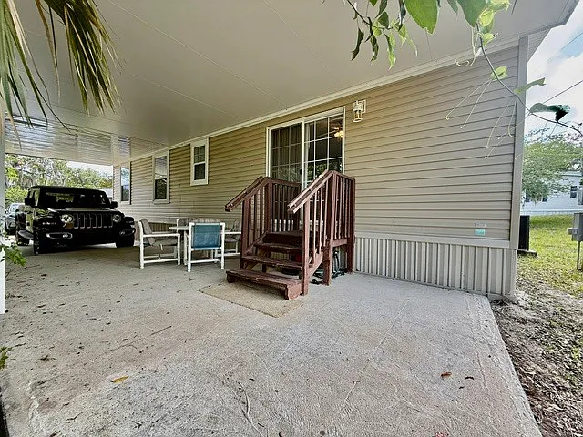 47 Valley Dr