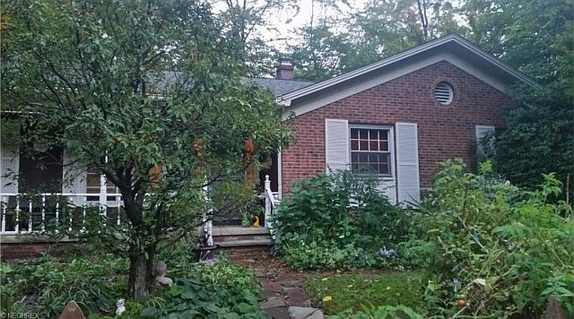 1st image of 1872 Ashwood Dr