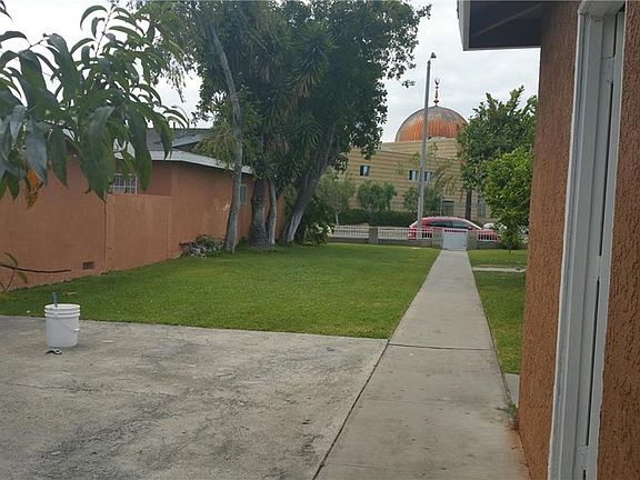 5th image of 1222 N Placentia Ave APT 3
