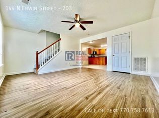 144 N Erwin St APT 203, Cartersville, GA 30120