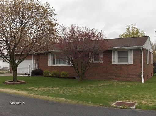 2nd image of 603 Gamber Ct