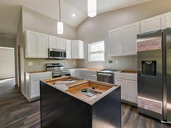 4th image of 1534 Greenlawn Way Lot 3086