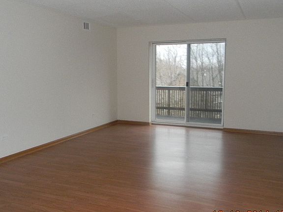 5th image of 500 Redondo Dr APT 404