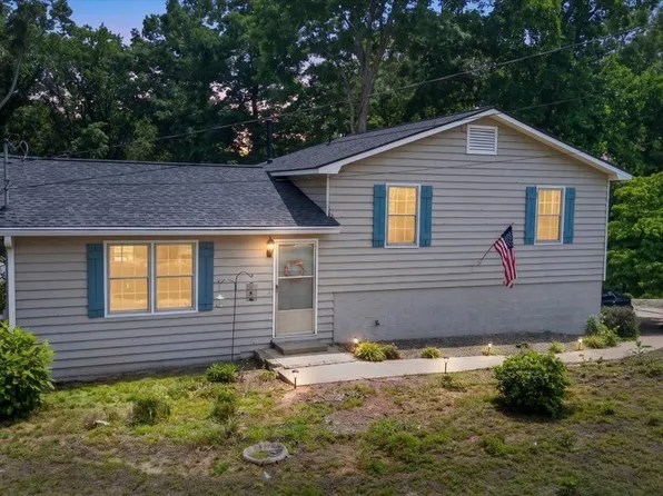129 Oak Forest Dr, Canton, GA 30115