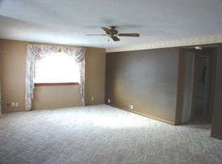 301 E Hillcrest St, Alma, MI 48801
