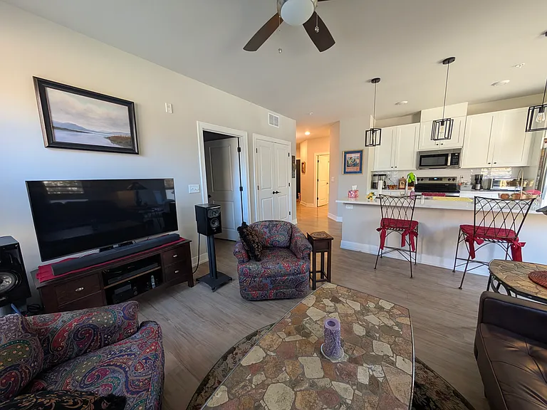 Speedway Apartments — Photo 17