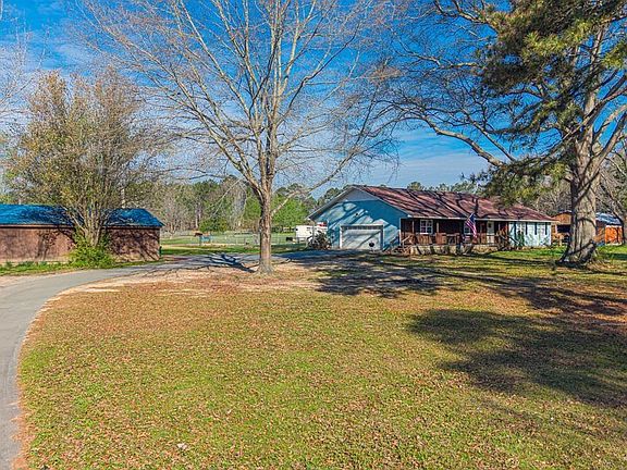 2nd image of 15500 Foxmoor Dr