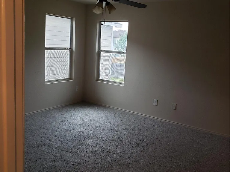7863 Maverick Trace Ln — Photo 31