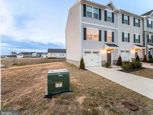 18256 Capital Ct, Ruther Glen, VA 22546