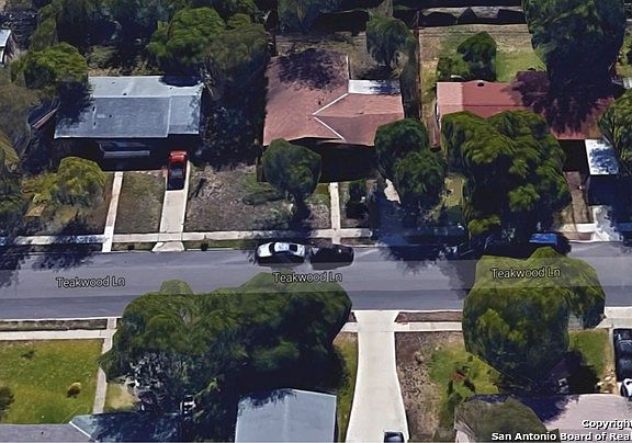 4th image of 342 Teakwood Ln