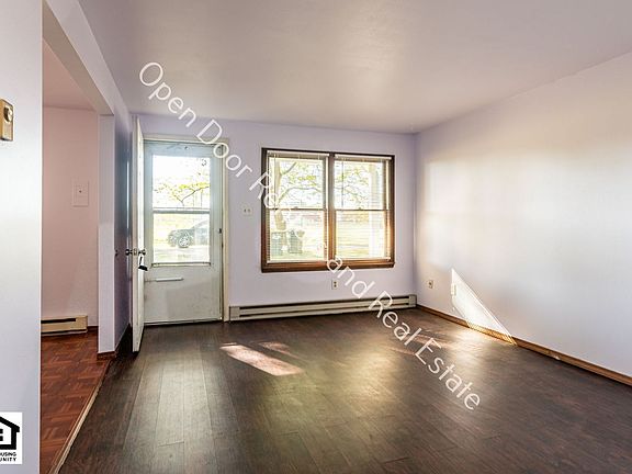 4th image of 701-703 Lake Ave