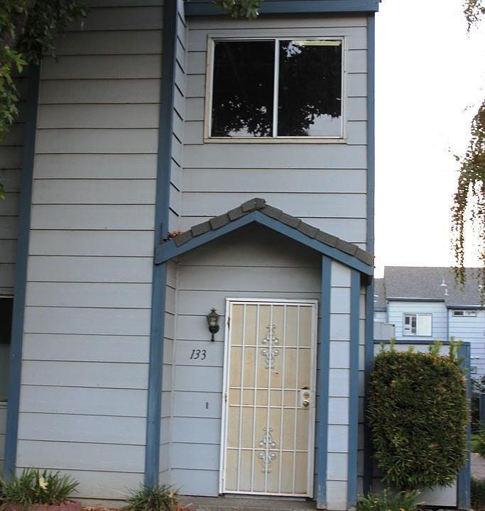 1st image of 445 E Almond 133 Dr