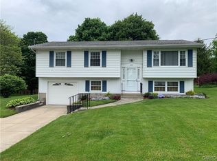 2723 Forest Hill Dr, Auburn, NY 13021