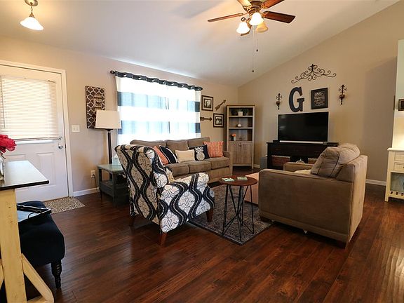 4th image of 30731 Swede Dr