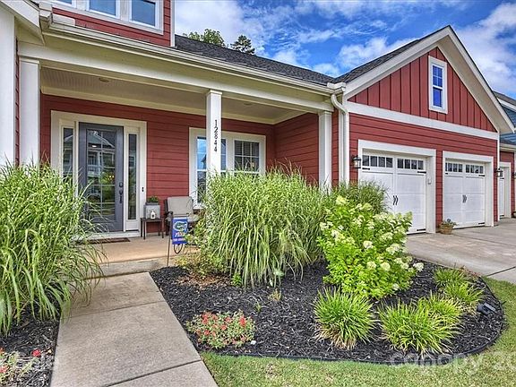 2nd image of 12844 Sandpiper Grove Ct