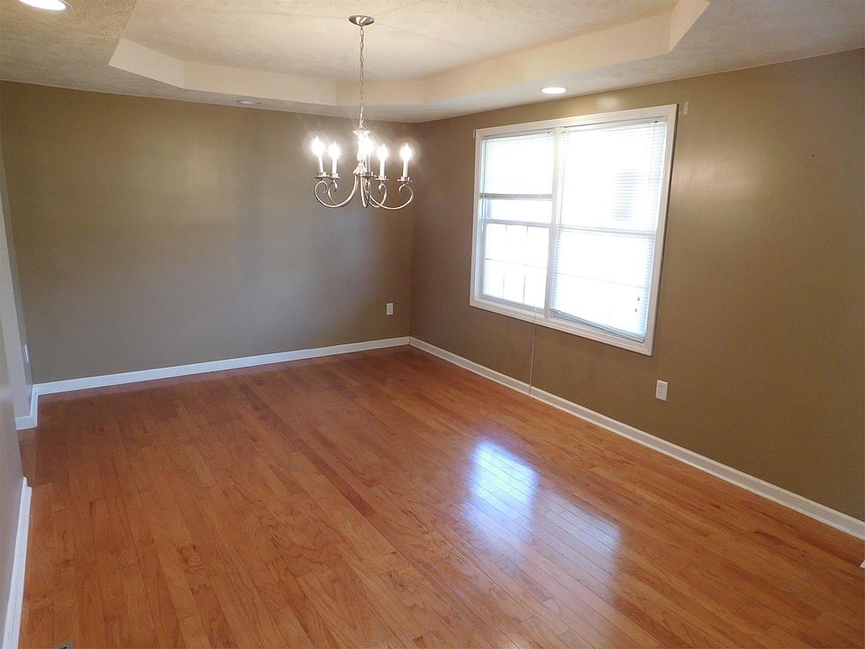 2nd image of 1313 Abercorn St