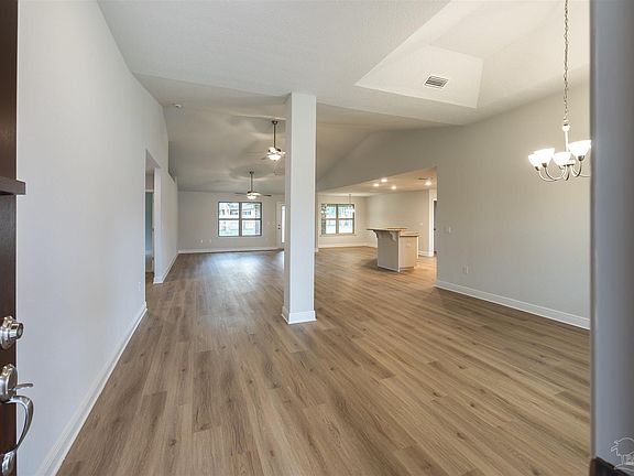 2nd image of 5670 Montauk Way