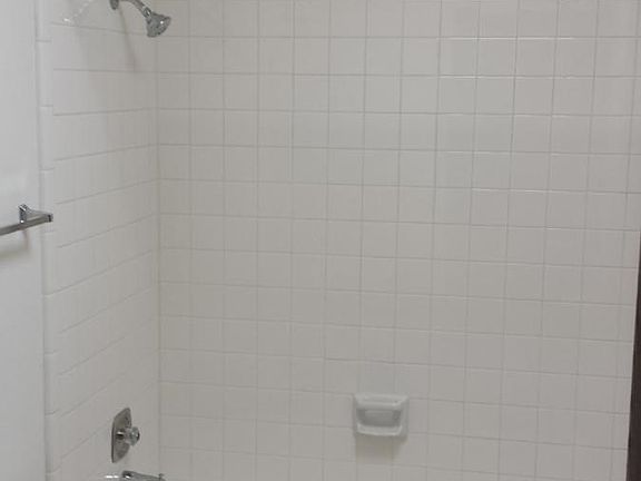 2nd image of 4988 N 15th Ave