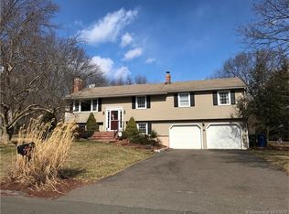 20 Winthrop Rd, Windsor, CT 06095