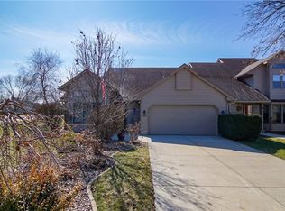 1916 Elm Cir, West Des Moines, IA 50265