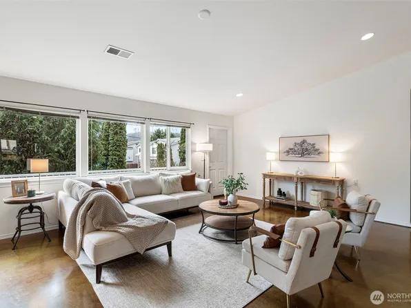 8415 44th Avenue S, Seattle, WA 98118