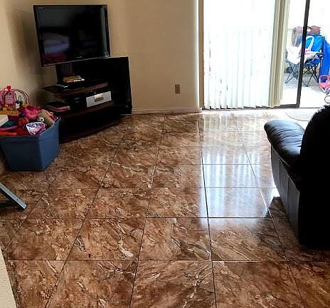 5th image of 8405 Wilcrest Dr APT 3202