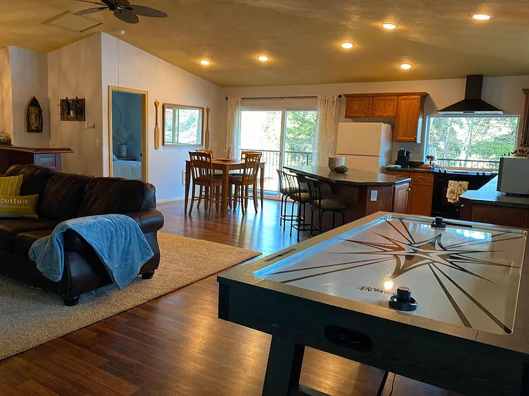 361 E Big Skookum Rd — Photo 7
