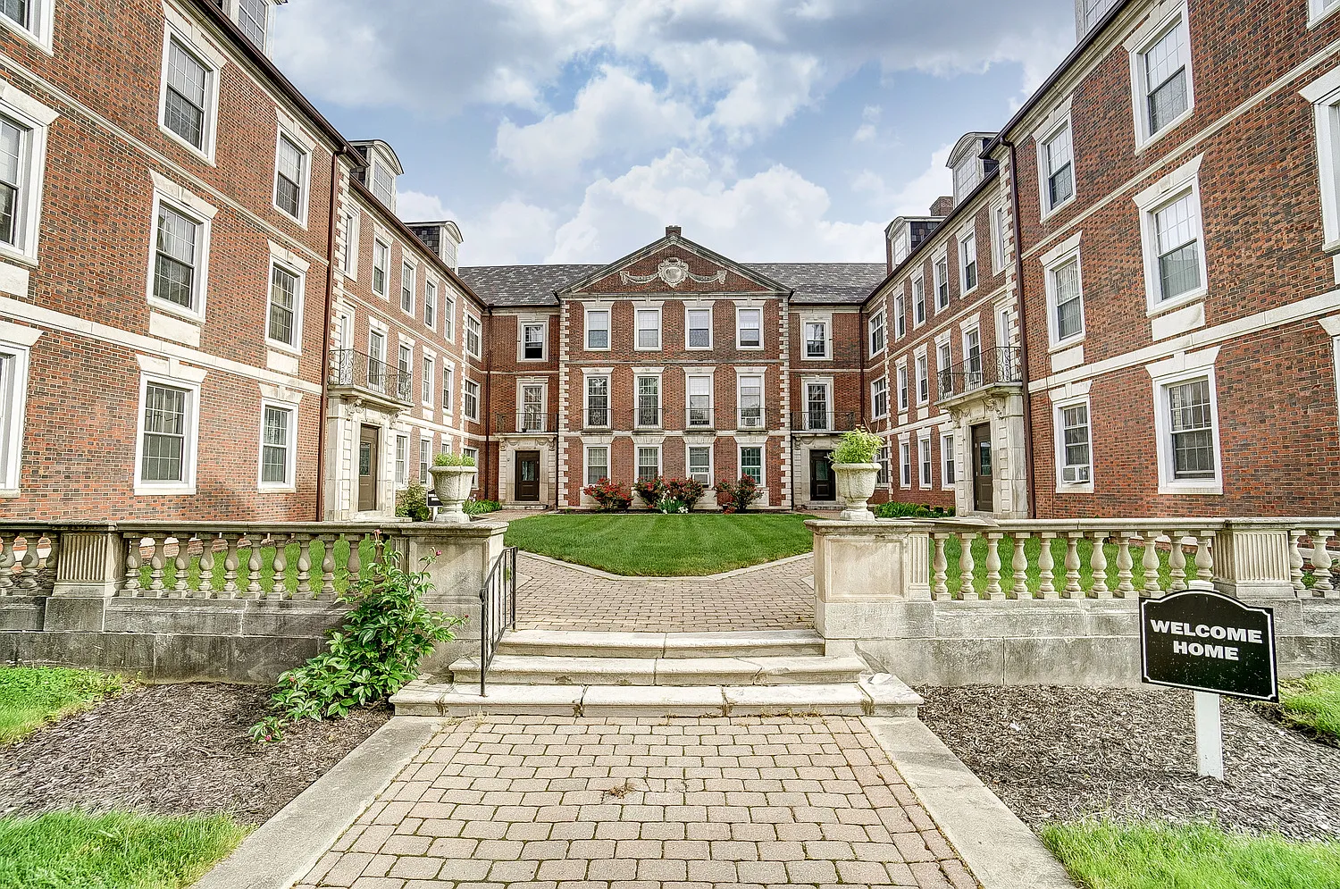 Governors Terrace — Photo 1