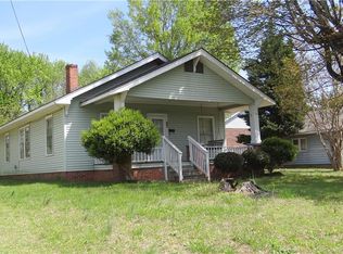 130 N McCrary St, Asheboro, NC 27203