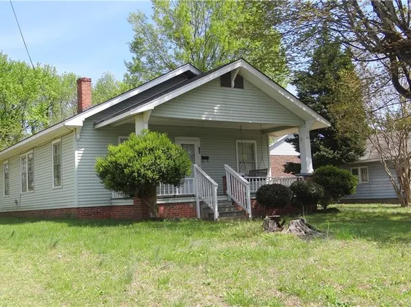 130 N McCrary St, Asheboro, NC 27203