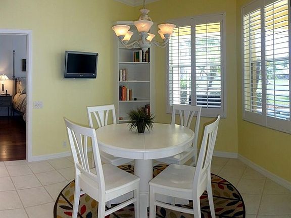 5th image of 9349 Garden Pointe Ct
