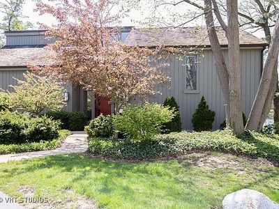 351 Mallard Poin, Lake Barrington, IL, 60010