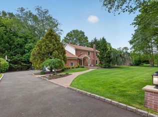 12 Wildwood Drive, Dix Hills, NY 11746