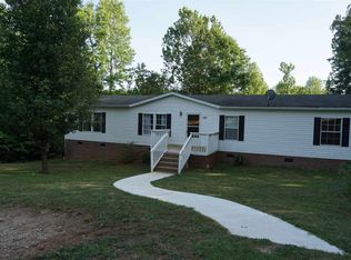 160 Reagan Ln, Woodruff, SC 29388