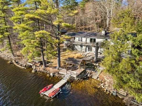 40 White Oak Pond Road, Holderness, NH 03245