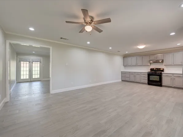 304 Oak Dr, Argyle, TX 76226