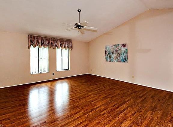 4th image of 7286 Pelas Cir