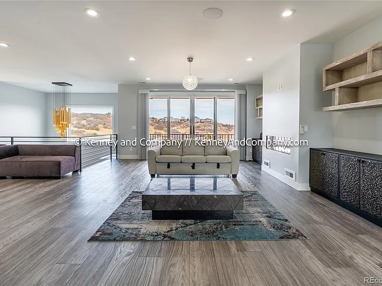 6438 Farthing Dr — Photo 27