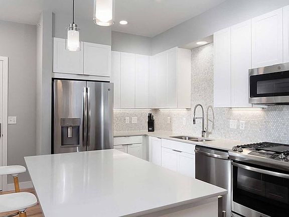 Signature Collection Kitchen