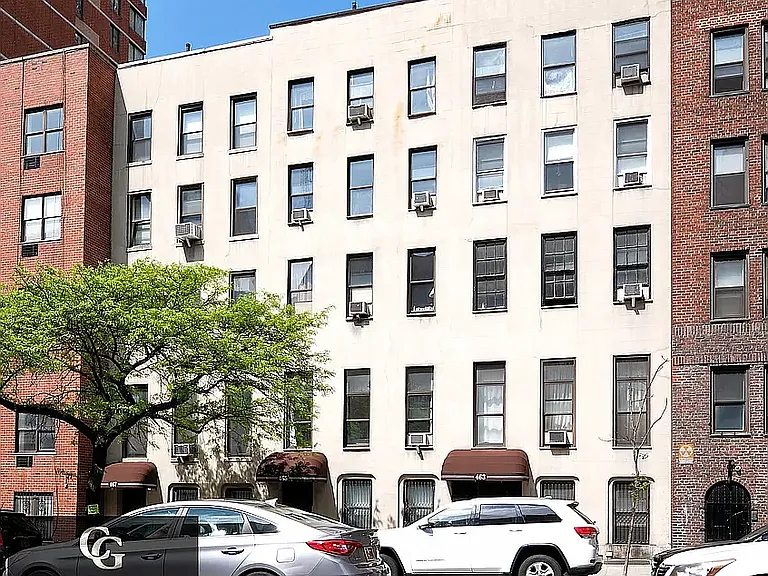 465 W 57th St #3B — Photo 10