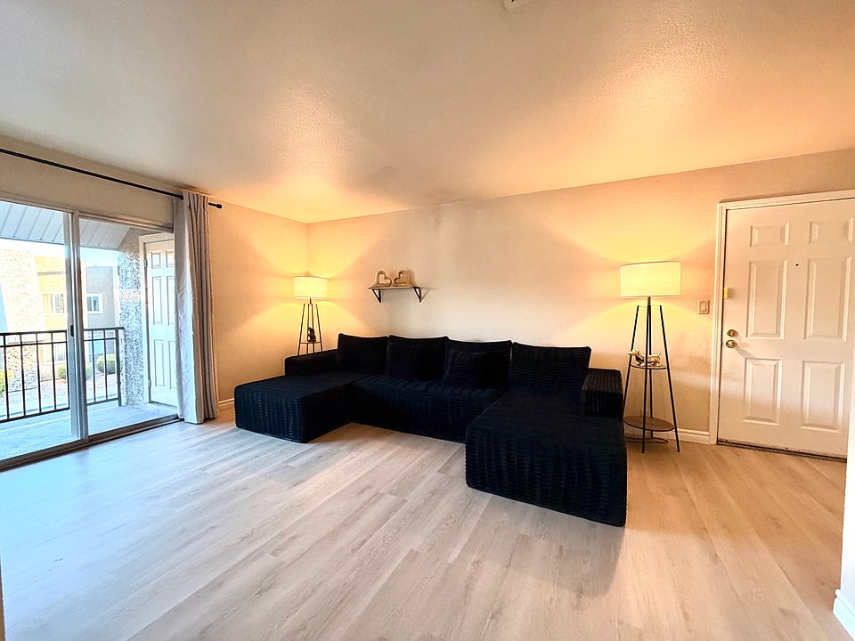 1st image of 5314 River Glen Dr