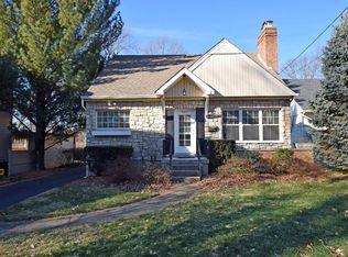 6217 Robison Rd, Cincinnati, OH 45213