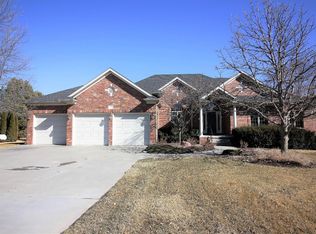 7430 Cardwell Cir, Lincoln, NE 68523