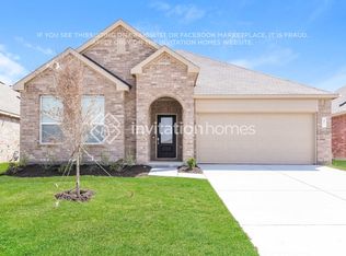 325 Sedalia Trl, Justin, TX 76247