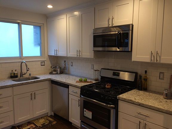 3rd image of 285 El Dorado Dr