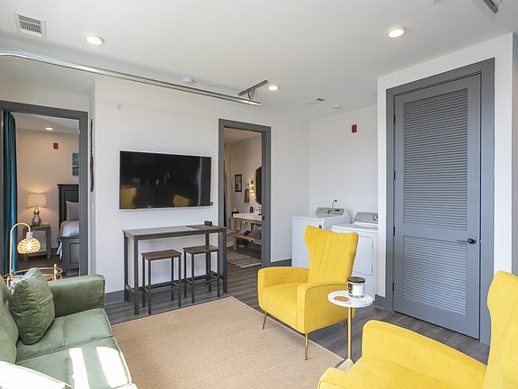 4th image of 65 Lindsley Ave #214