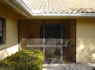 166 Old Tamiami Trl, Naples, FL 34110