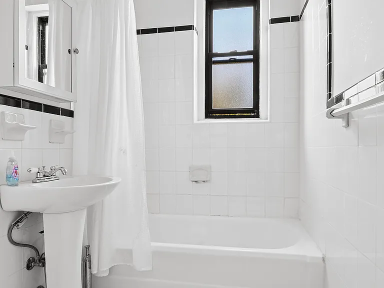 2515 Glenwood Rd #3B — Photo 6